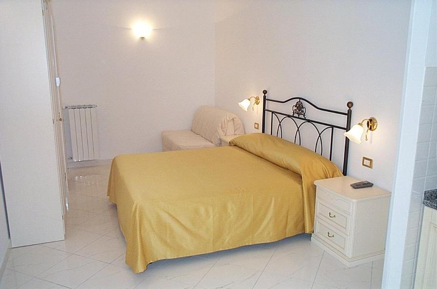 Acquamarina Hotel Монтеросо ал Маре Екстериор снимка