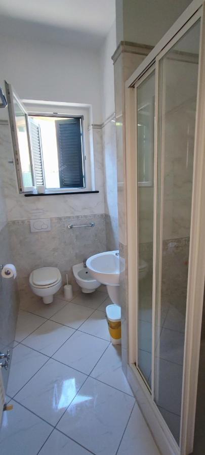 Acquamarina Hotel Монтеросо ал Маре Стая снимка